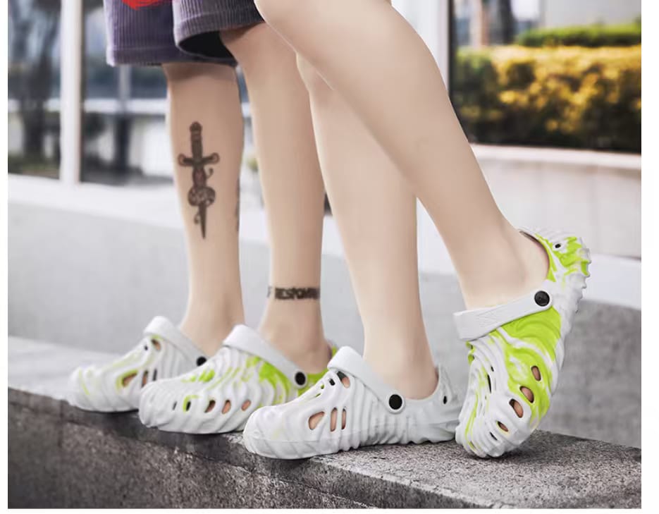 CROCS